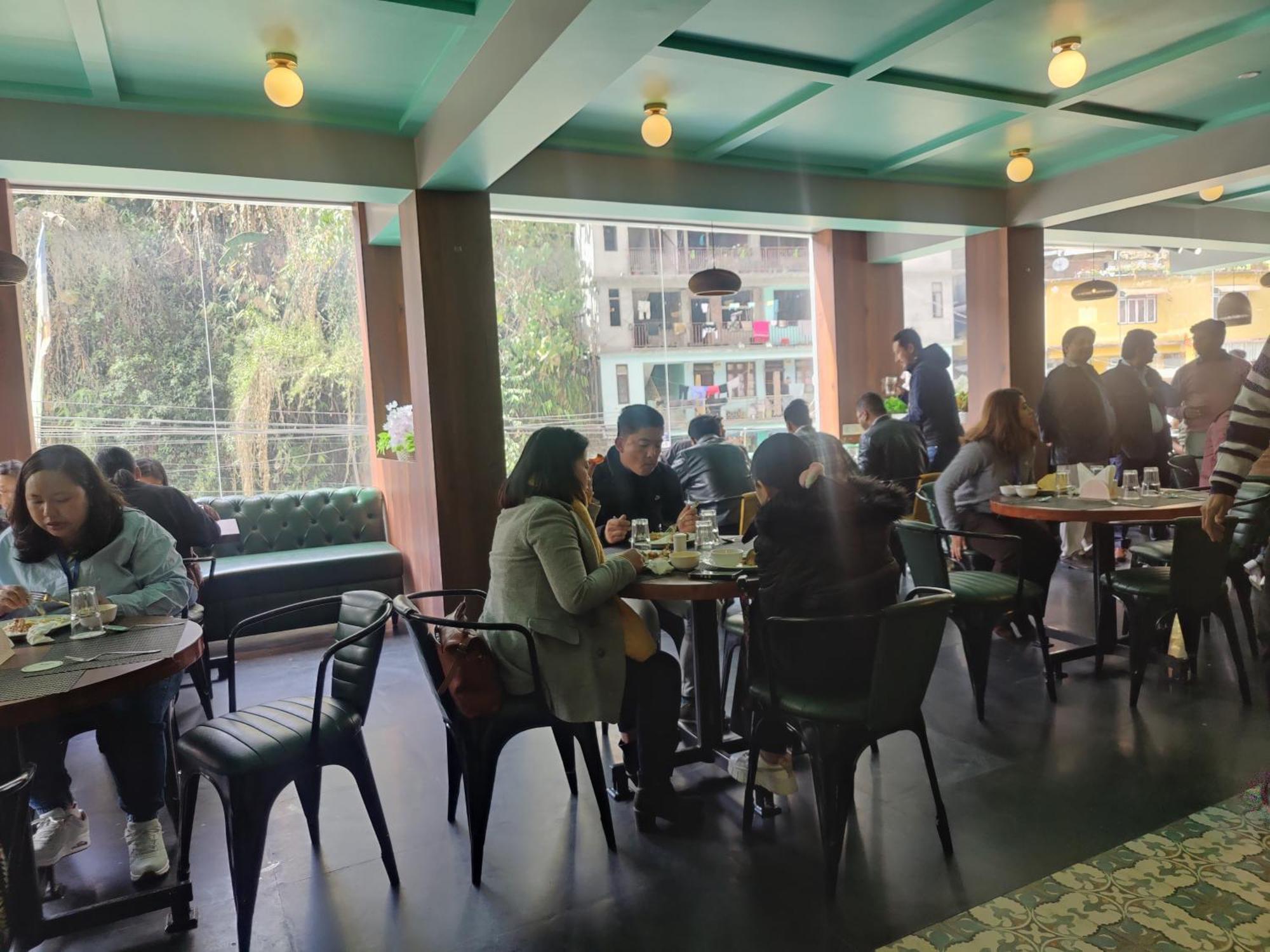 Maplewood Hotel & Spa Gangtok Ngoại thất bức ảnh